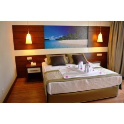 Adella Side Hotel