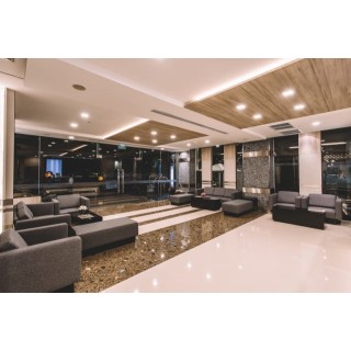 Adelphi Suites Hotel