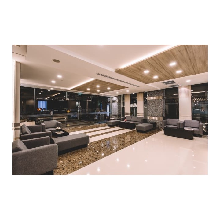 Adelphi Suites Hotel