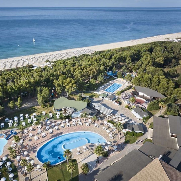 ALL INCLUSIVE Urlaub in malerischer Kulisse direkt am Meer in Kalabrien