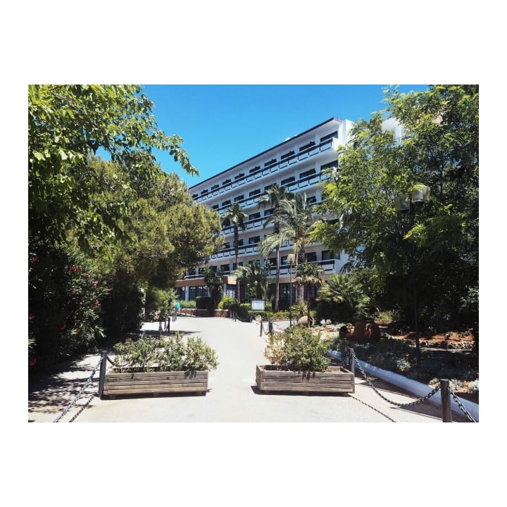 azuLine Hotel Bergantin