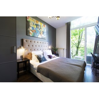 Berlin - Amsterdam - Quentin England Hotel