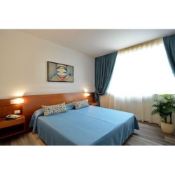 Berlin - Castelnuovo del Garda - Hotel Krystal