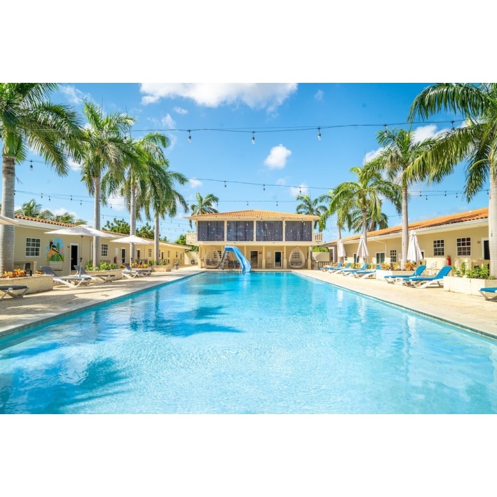 Berlin - Curaçao - Delynne Boutique Hotel