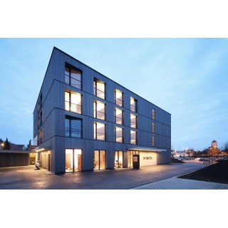 Last Minute Arrangement