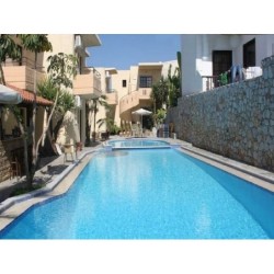 Berlin - Platanias (Crete) - Lola's Hotel