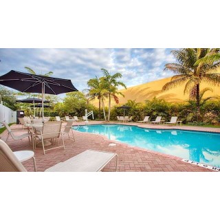 Best Western Plus Hotel Miami Airport West Inn & Suites