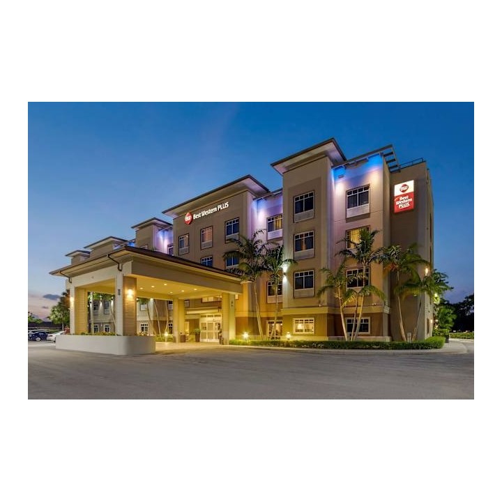 Best Western Plus Miami Airport North Hotel & Suites