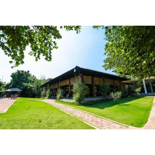 Camellia Resort & Spa