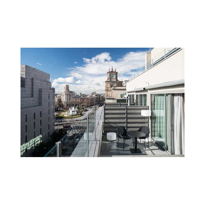 Catalonia Square Hotel
