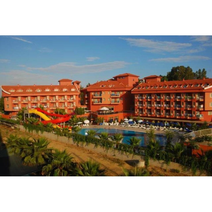 Club Side Coast Hotel