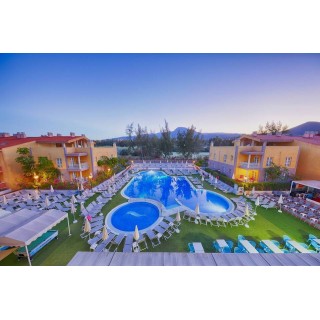 Coral Compostela Beach Golf