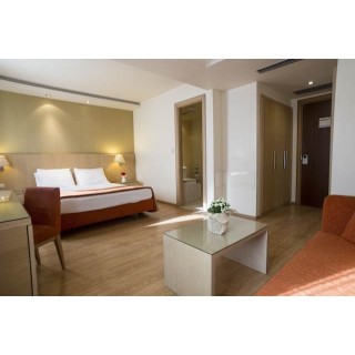 Davitel - The Tobacco Hotel