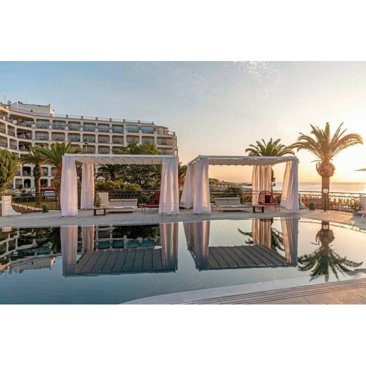 Delta Hotels by Marriott Giardini Naxos