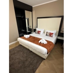 Düsseldorf - Assago - Hotel Comtur