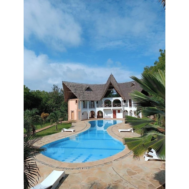Düsseldorf - Diani Beach - Raquel's Bliss Hotel Diani