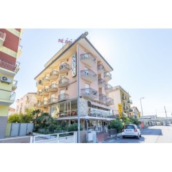Düsseldorf - Emilia-Romagna, Italien - HOTEL NAICA