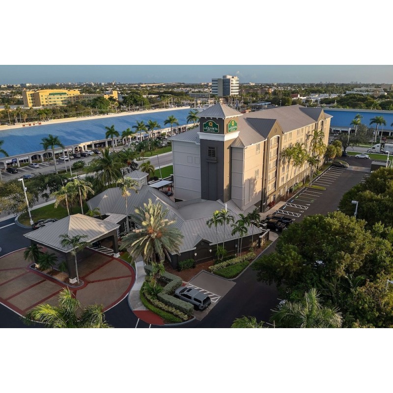Düsseldorf - Miami (FL) - La Quinta by Wyndham Miami Airport West