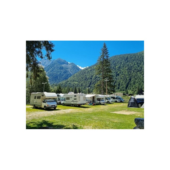 Macugnaga Natural Camping Sporting center