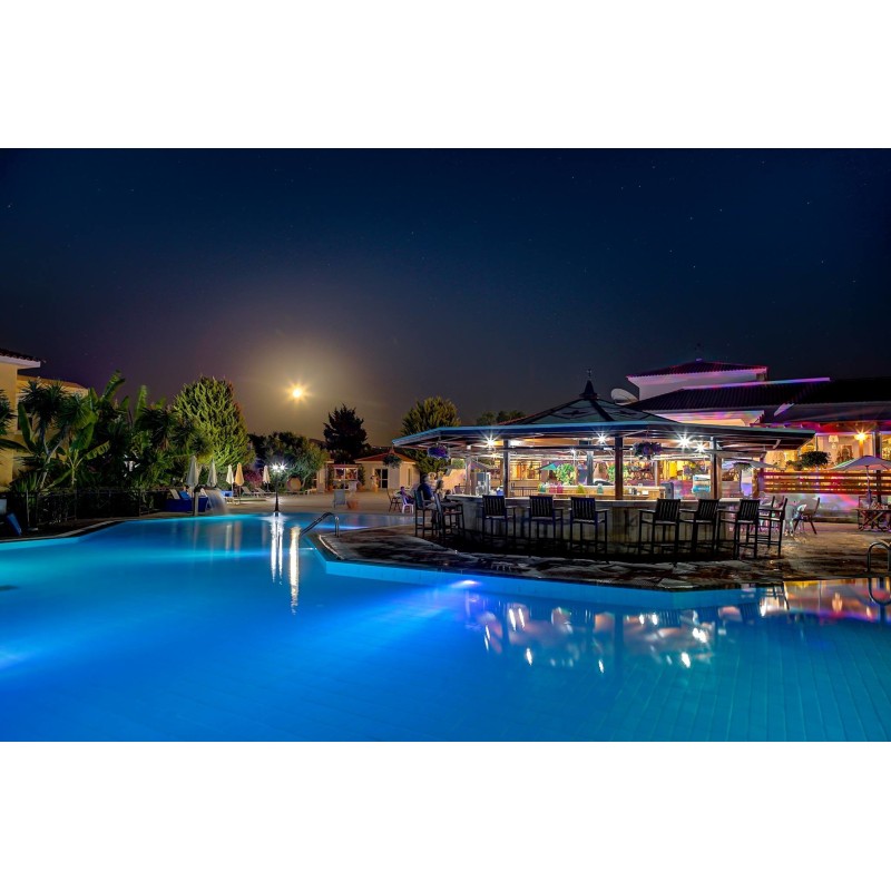 Düsseldorf - Polis - Akamanthea Holiday Village