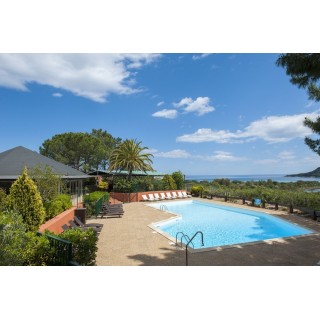 Düsseldorf - Porto-Vecchio - Residence Castell'Verde