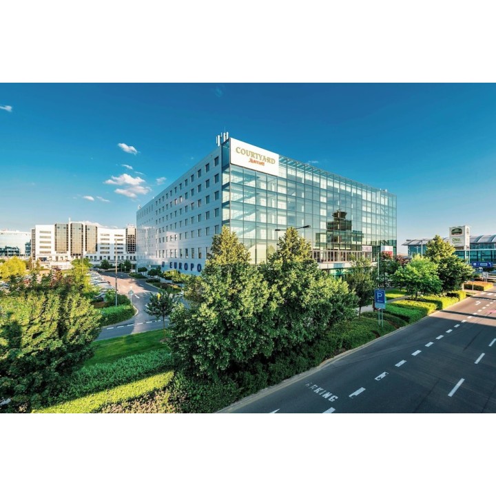 Düsseldorf - Prague Airport - Courtyard by Marriott Prague Airport