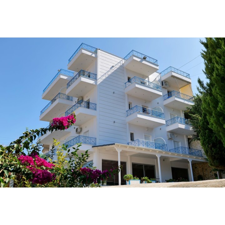 Düsseldorf - Sarandë - Miracle Luxury Apartments