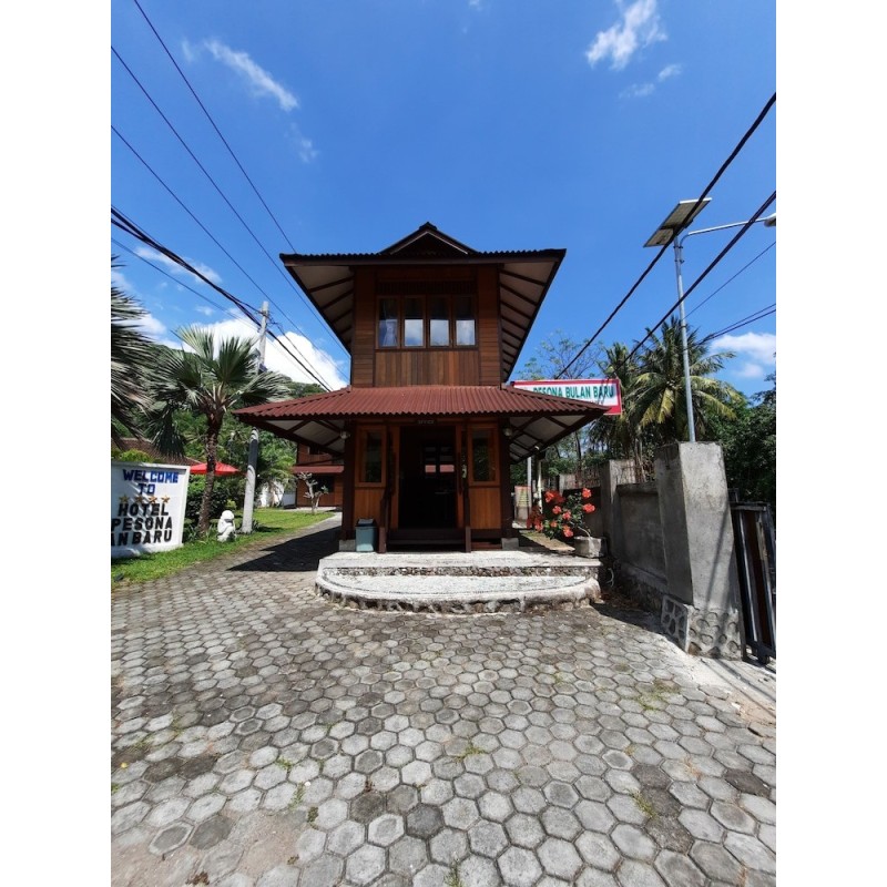 Düsseldorf - Senggigi - HOTEL BESAR BULAN BARU - Senggigi