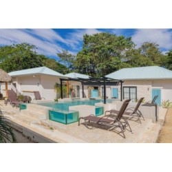 Düsseldorf - Tamarindo - Villas VR Beachwalk Avellanas
