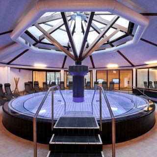 Eintauchen in die Welt des Heilthermenresorts