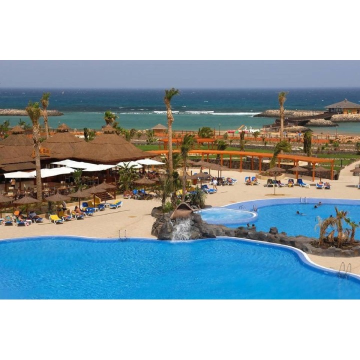 Elba Carlota Beach and Convention Resort