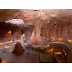 Fox Hotel & Suites