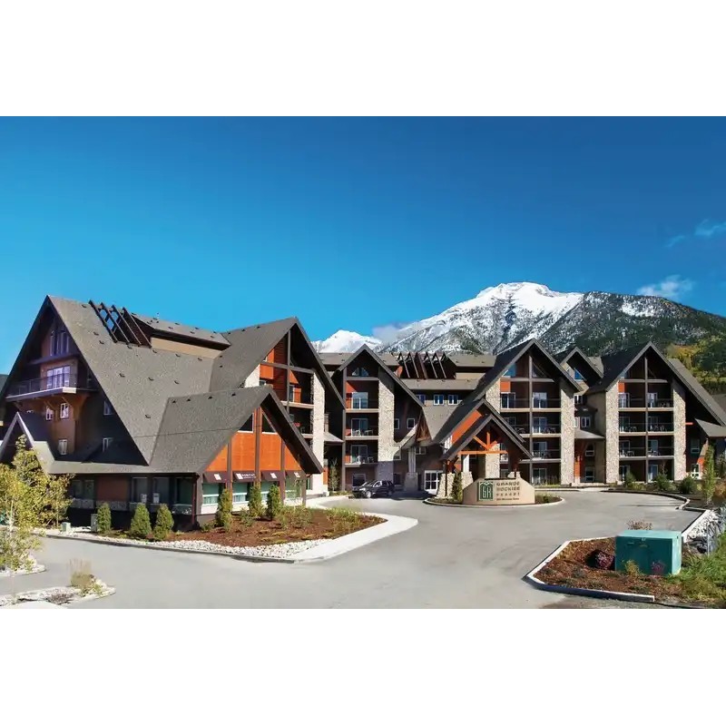 Grande Rockies Resort
