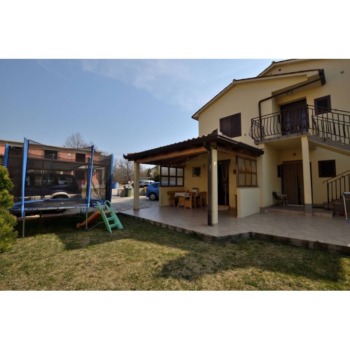 Ferienwohnung in Vinez ab 57€ pro Nacht