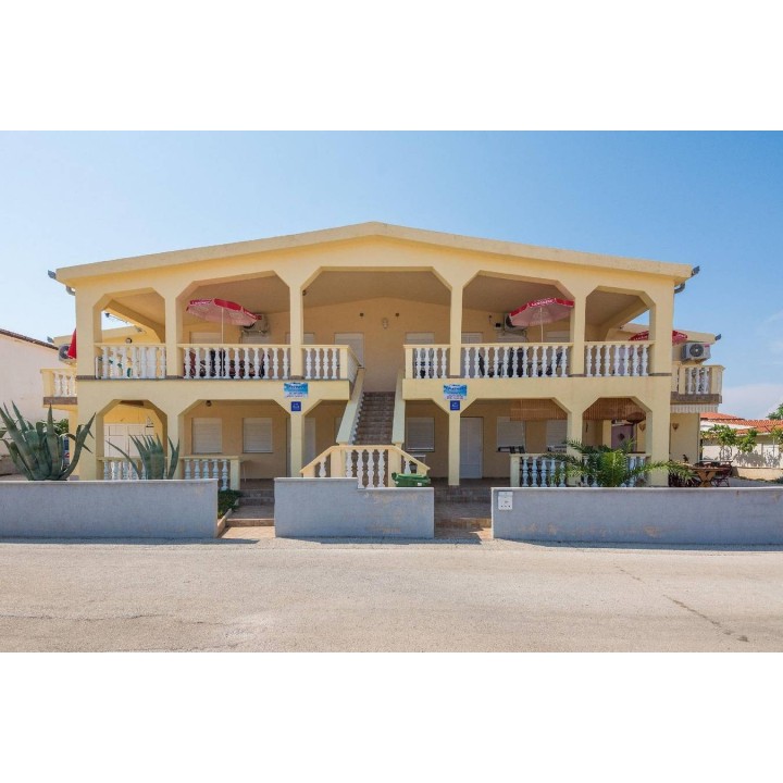 Ferienwohnung in Vir ab 52€ pro Nacht