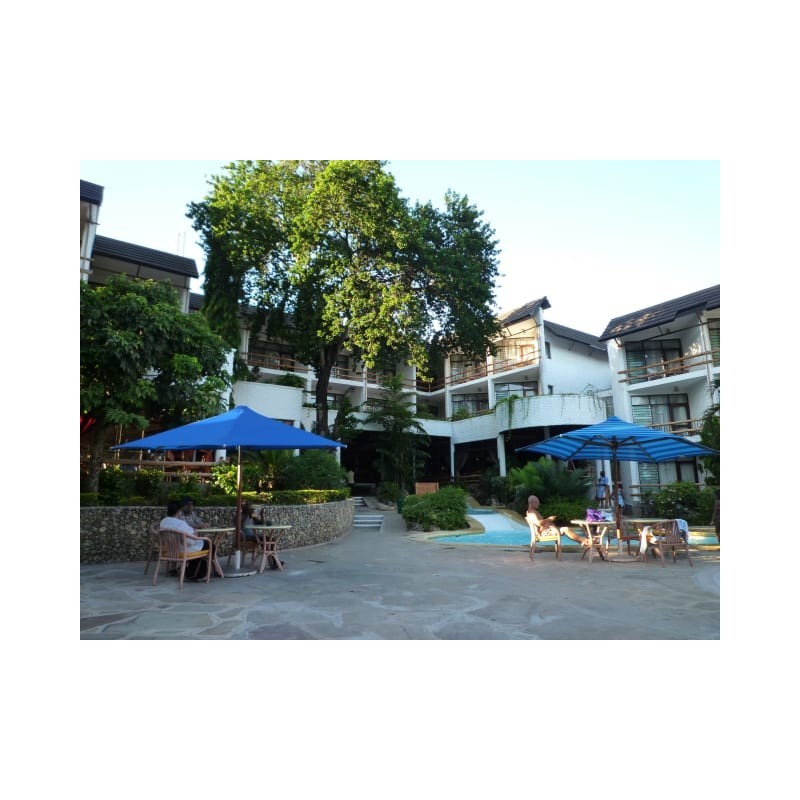 Traveller's Beach Hotel