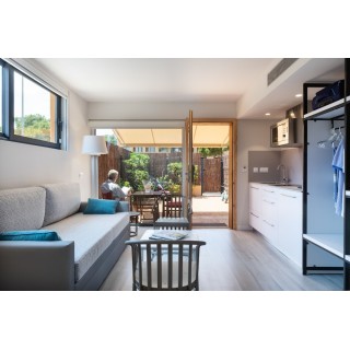 Frankfurt - Begur - Apartaments Beach & Golf Resort