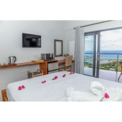 Frankfurt - Castries - Hammock Suites