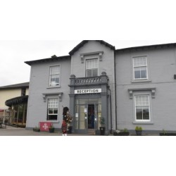 Frankfurt - Glasgow - Castlecary House Hotel