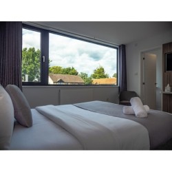 Frankfurt - Heathrow - Sky Nights Hotel London Heathrow