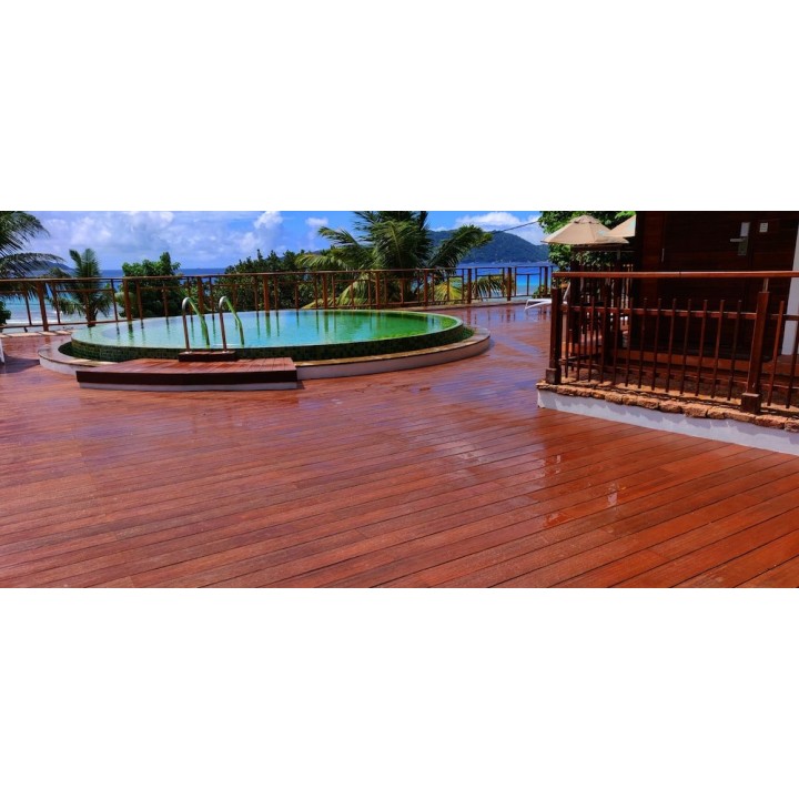 Frankfurt - La Digue Island - Le Relax Luxury Lodge