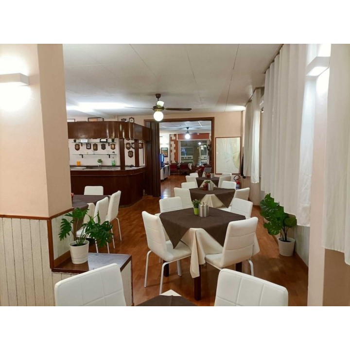 Frankfurt - Livorno - Giappone Inn Parking Hotel