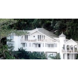 Frankfurt - Port Antonio - Moon San Villa at the Blue Lagoon