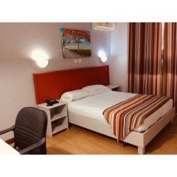 Frankfurt - Port Louis - Champ de Mars B&B