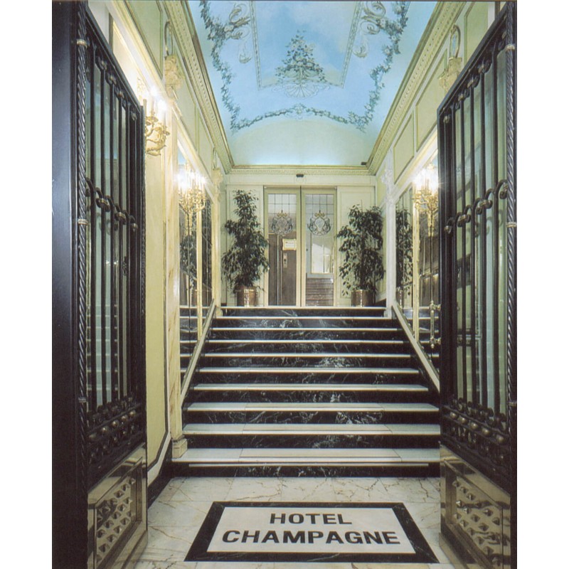 Frankfurt - Rom - Hotel Champagne Palace