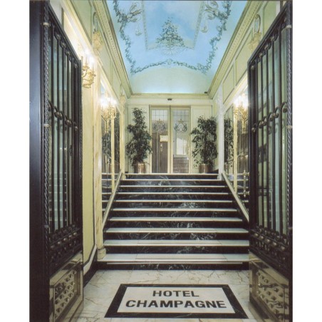 Frankfurt - Rom - Hotel Champagne Palace