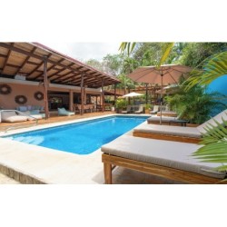 Frankfurt - Tamarindo - Hotel Arco Iris