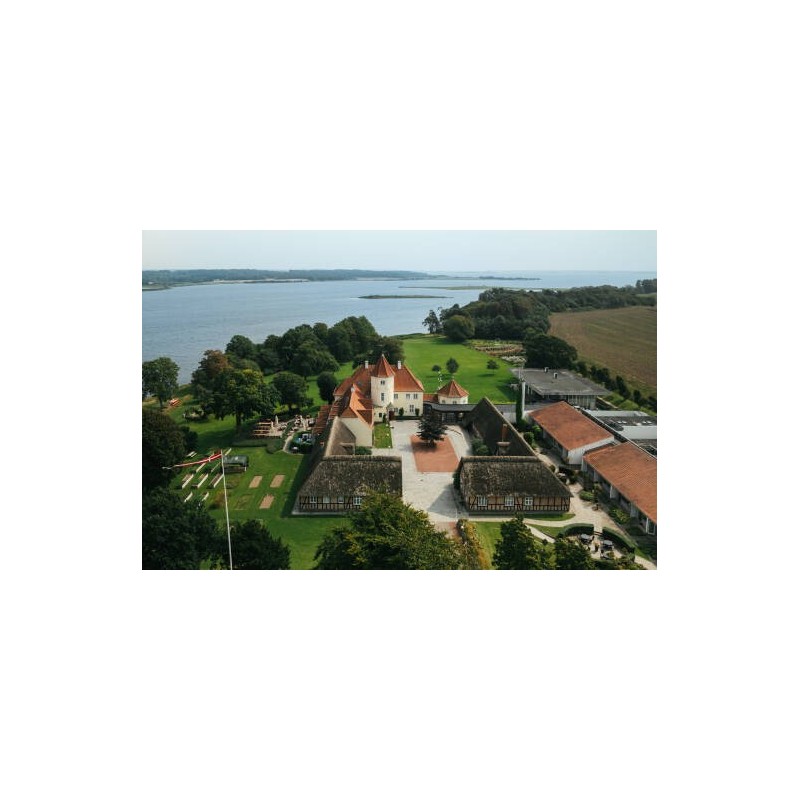 Gl. Avernæs Sinatur Hotel