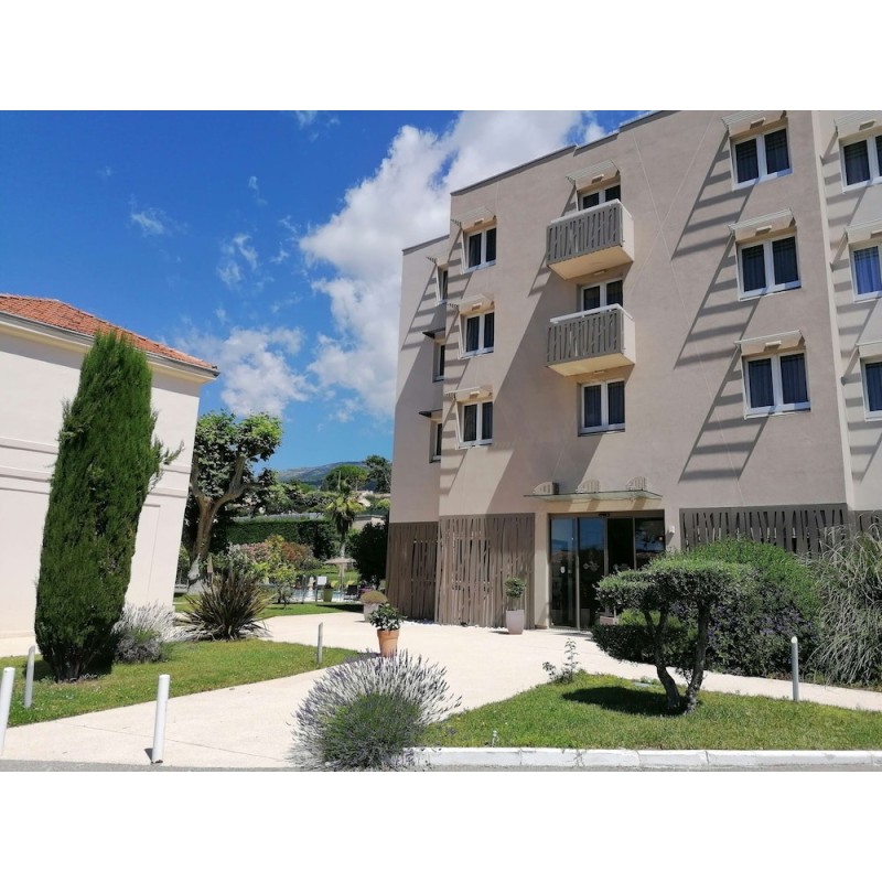 Hamburg - Grasse - Best Western PLUS Elixir Grasse