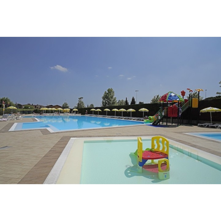 Hamburg - Sirmione - Residence Villaggio Tiglio